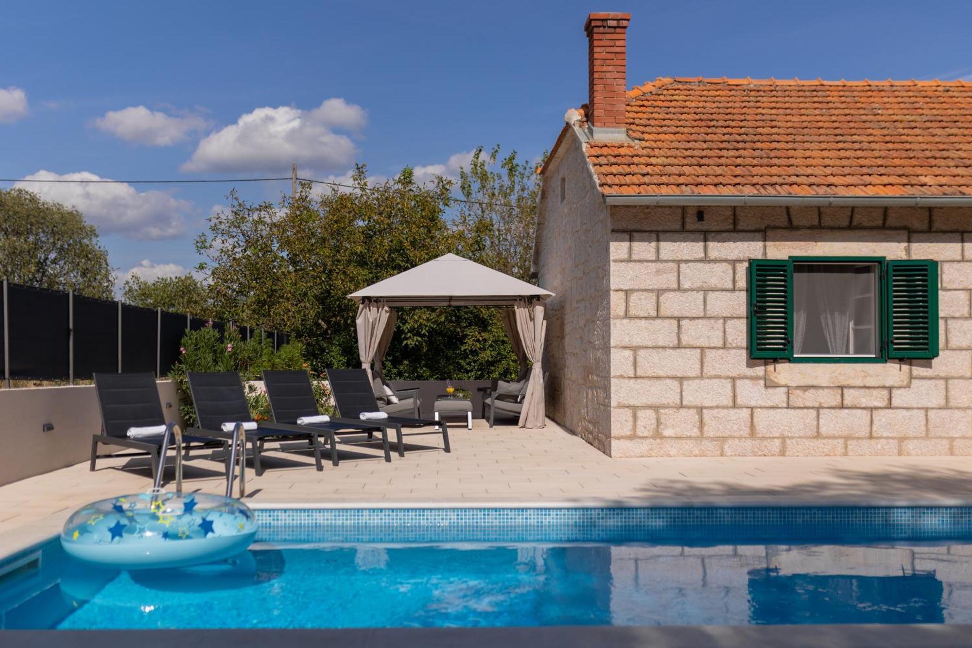 Experience Village Life - Jokini Dvori With Private Pool Pakovo Selo Εξωτερικό φωτογραφία